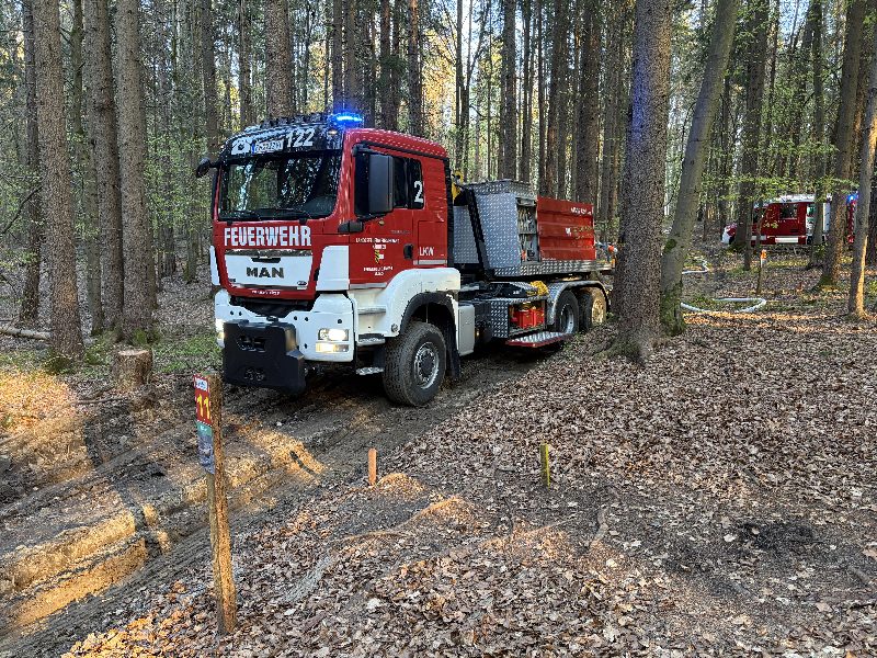 Waldbrand am Tabor – Hauptfeuerwache Villach im Großeinsatz (Bild 1)